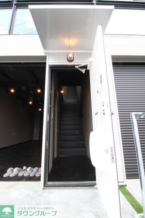 Garage Cabinの物件内観写真